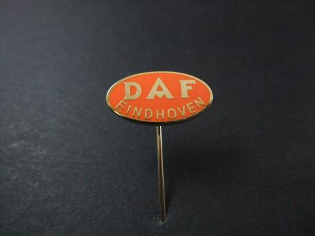 DAF ( Van Doorne Aanhangwagen Fabriek) ,Eindhoven, oranje goudkleurig